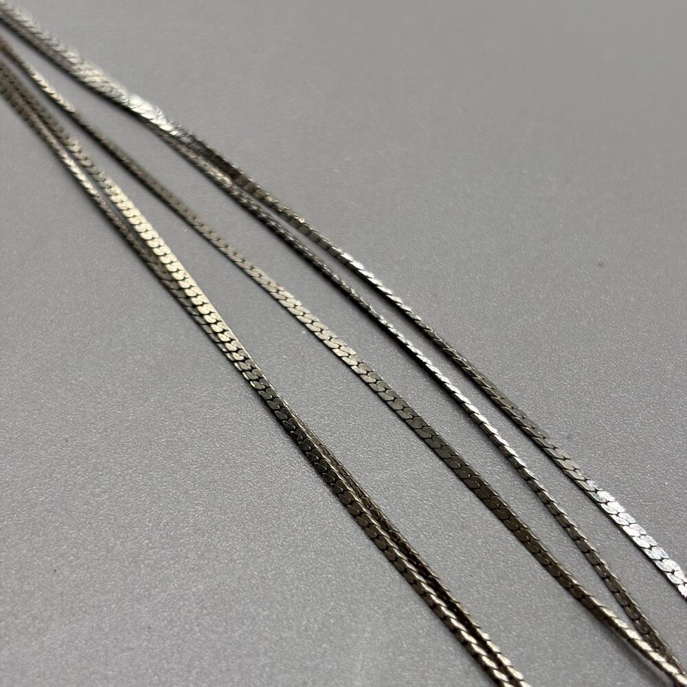 Trifari Silver Plated Multi Strand Herringbone Necklace Layered Chain 18" 1980s - Picture 5 of 7
